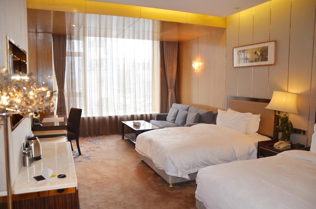 Beijing Palace International Hotel Room photo